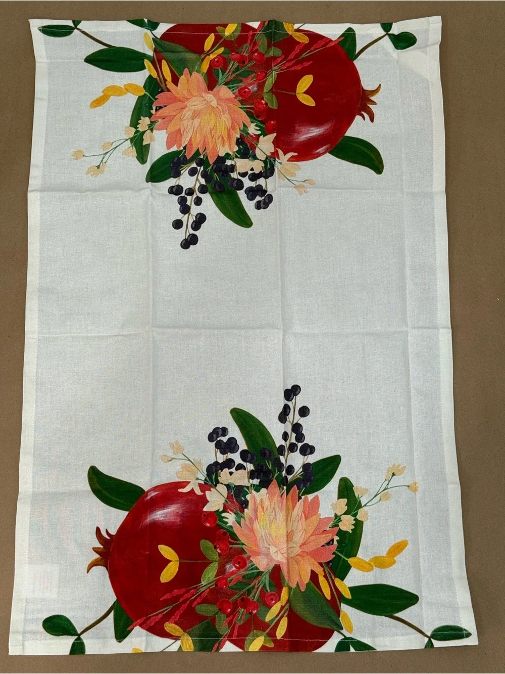 Grove Collaborative Pomegranate Design Tea Towel Organic 100% Cotton New Unused